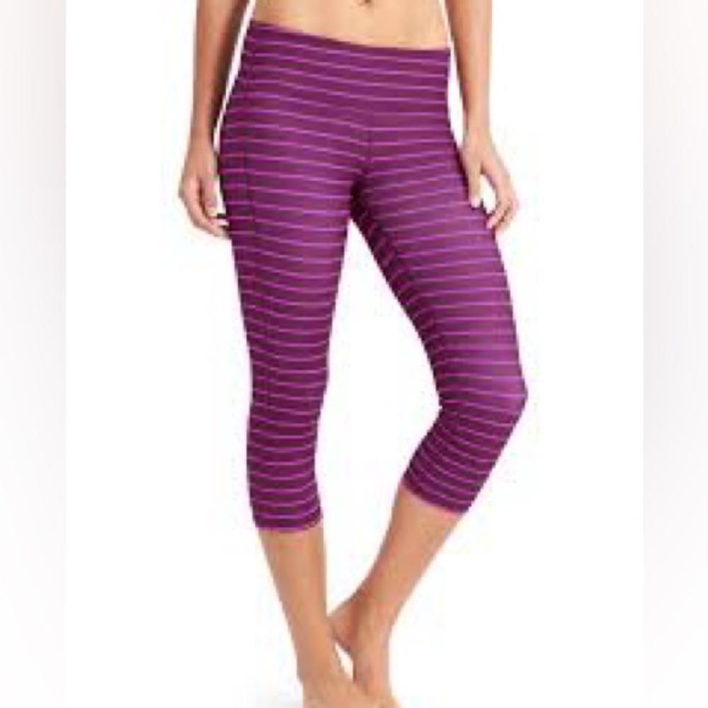 Athleta Women’s Magenta Purple Striped Chaturanga Capri Leggings Size S